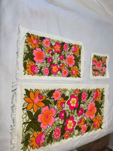 Set asciugamani da bagno vintage anni 60 Flower Power Cannon - Foto 2 di 7