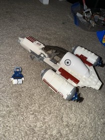 LEGO Star Wars: Freeco Speeder (8085) And 7957 Sith Nightspeeder W/ 2 Figs