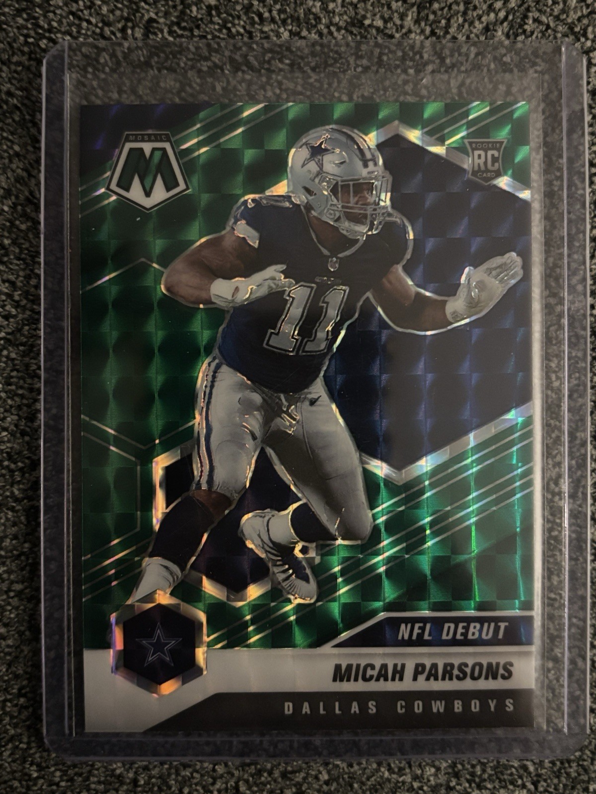 2021 Panini Mosaic - NFL Debut Micah Parsons #257 Green Mosaic Prizm (RC)