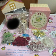 Sylvanian Families Fan Club Special Set Cream Cat