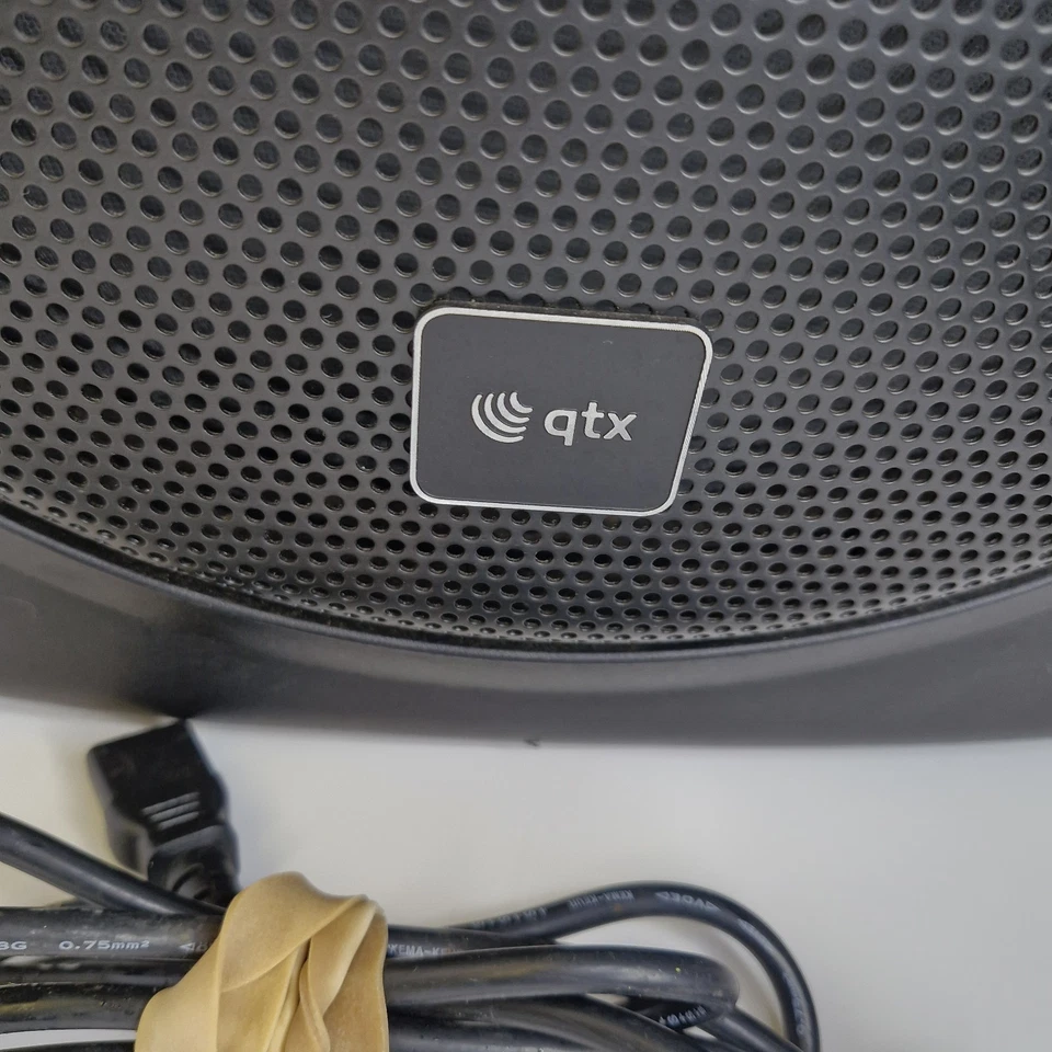 QTX QR15PA Portable Rechargeable PA Speaker - Image 2 of 4