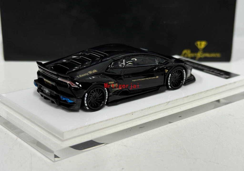 Onemodel 1:64 Black LP610 Huracan LB Sports Model Diecast Resin