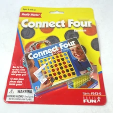 Connect Four Keychain Game NEW SEALED 2000 Hasbro - Basic Fun - Rare, #543-0