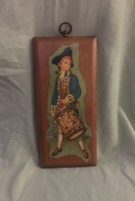 VTG Rustic Continental Drummer Boy Poly Lacquered Wood Plaque Wall Hanging