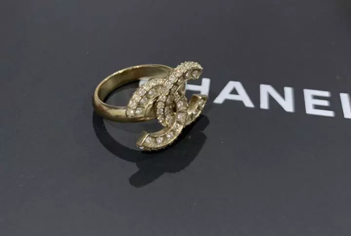 Chanel Vintage Gold CC Logo Ring - Size 7