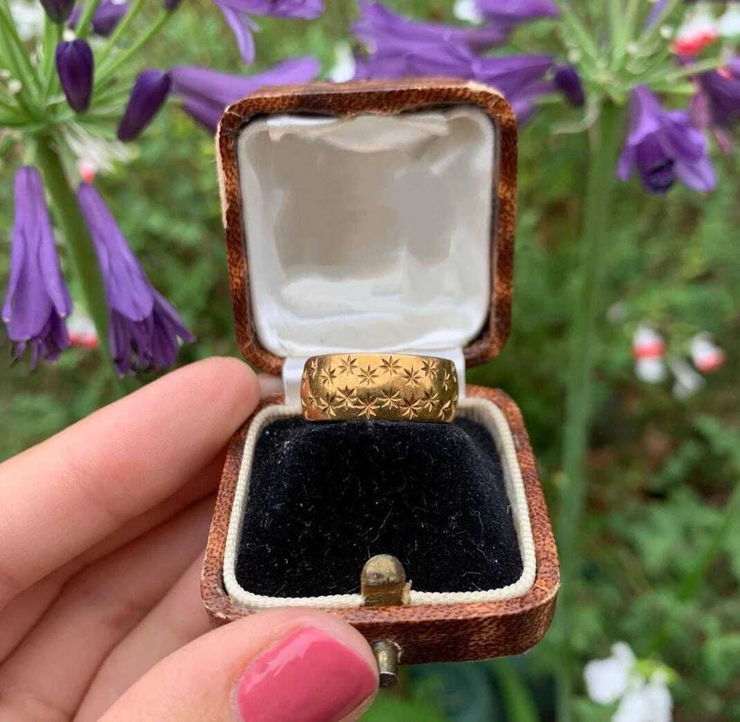 Plain gold shop diamond ring