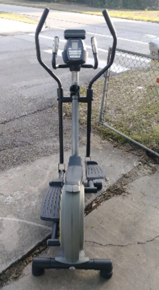 Golds Gym Elliptical Trainer - Used, Fair Condition -VT Local Pickup Only, 05403 - Image 3 of 4