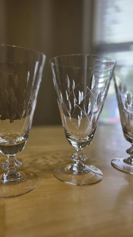 Vintage Duncan & Miller Willow Hand Blown Leaf Cut 6.5" Glasses Set Of 4 - Image 4 of 4