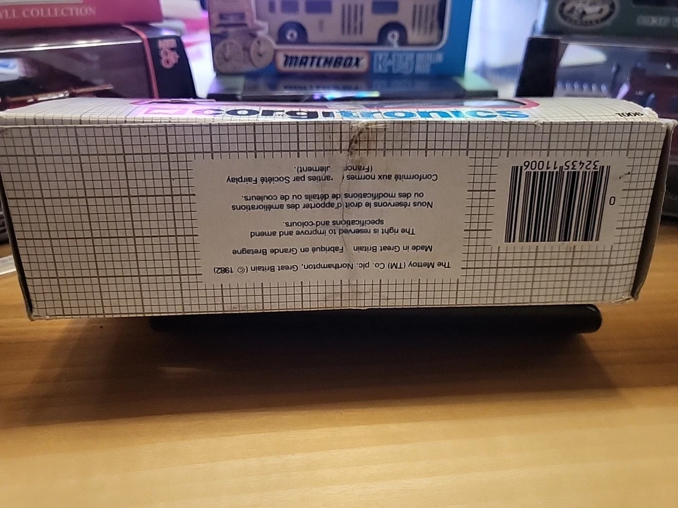 Corgi 1006 Vintage 1982 Corgitronics Radio Tele Luxembourg Van NIB  - Image 3 of 4