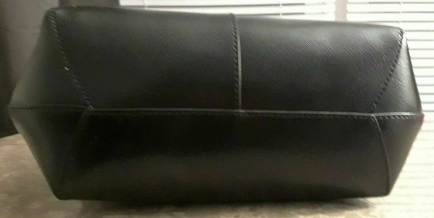 Picture 3 of 4