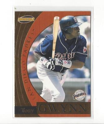 1999 Pacific Invincible Flash Point #17 Tony Gwynn Padres 