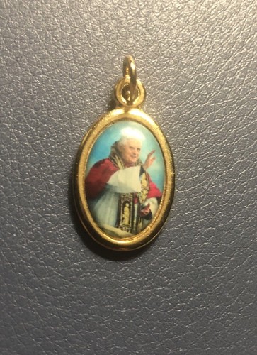 Pope Cardinal Medallion Pendant Made In Italy -Bin#1
