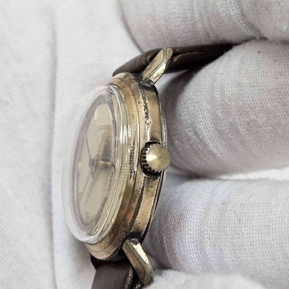 Reloj Pulsera Croton EL De Colección Para Hombre Relleno de Oro Raro Funciona 34mm Esfera Starburst Foto 3 de 4