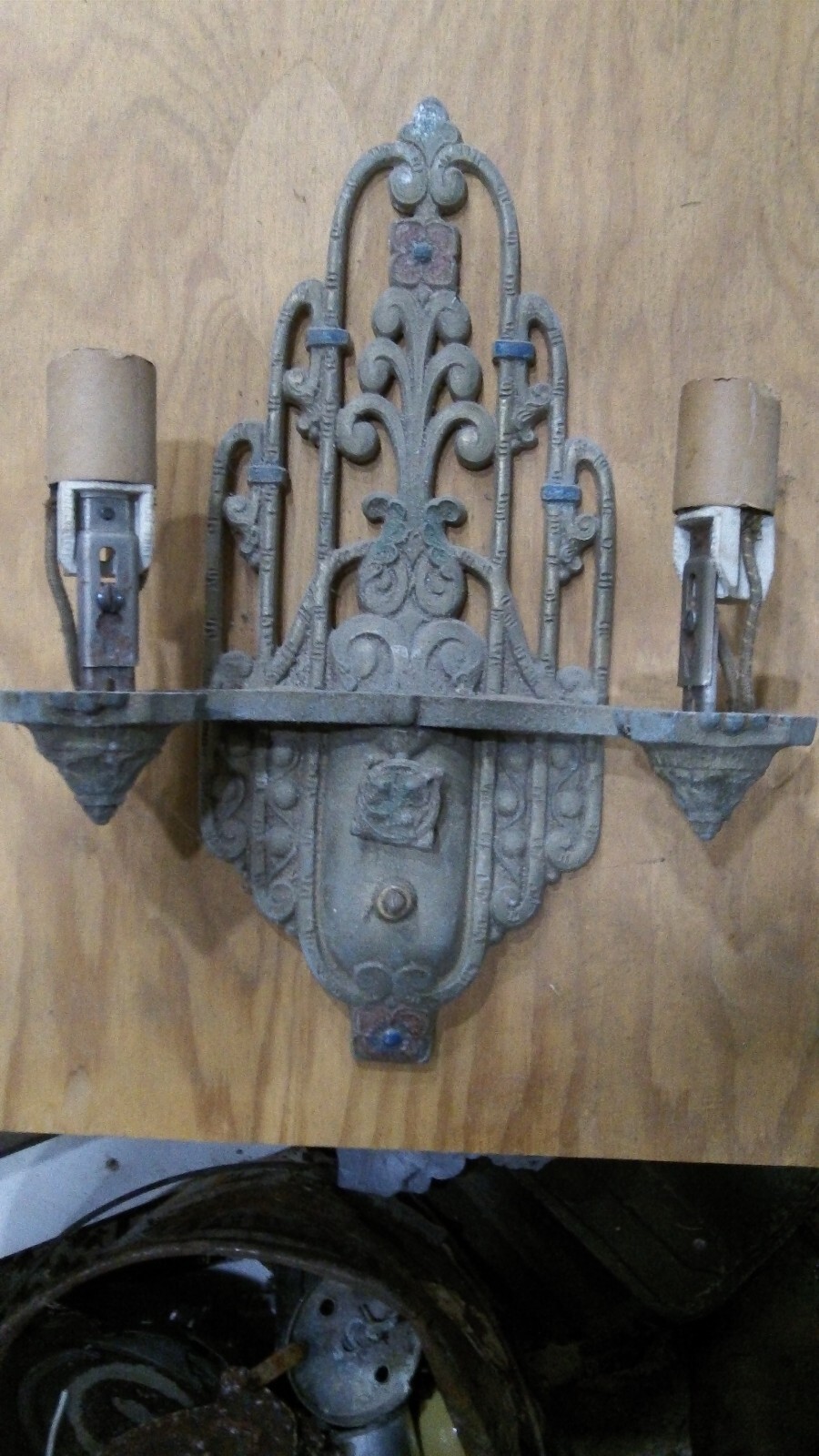 Picture 1 of 9