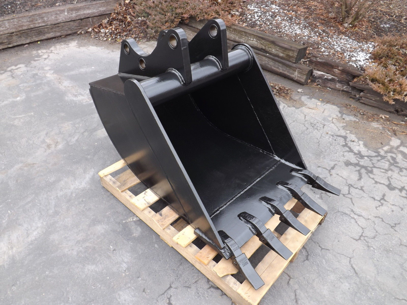 New 30" Ford 555D Backhoe Bucket eBay