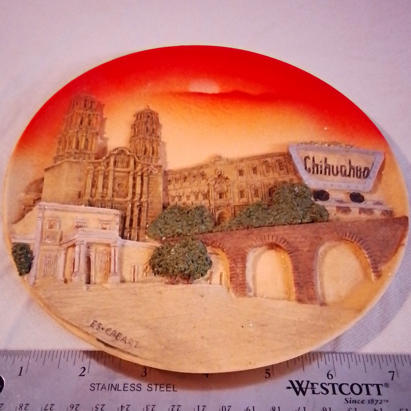 Chihuahua Mexico Round Resin 3D Wall Plaque Signed F. Cervantes