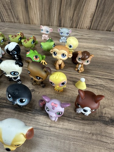 Lot Of 30+ LPS Mini Figures Littlest Pet Shop Dogs Cats Birds Fish Reptiles Toy - Picture 5 of 5
