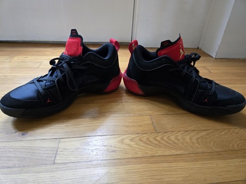Nike Air Jordan XXXVII 37 Low Bred Black University Red DQ4122-007 Größe 11 Herren - Bild 6 von 12