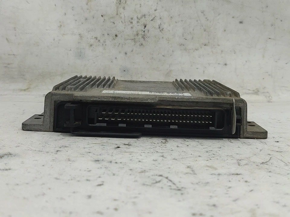 7700864458 CENTRALINA MOTORE / 2349244 PER RENAULT LAGUNA I B56_, 556_ 1.8 - Immagine 3 di 4