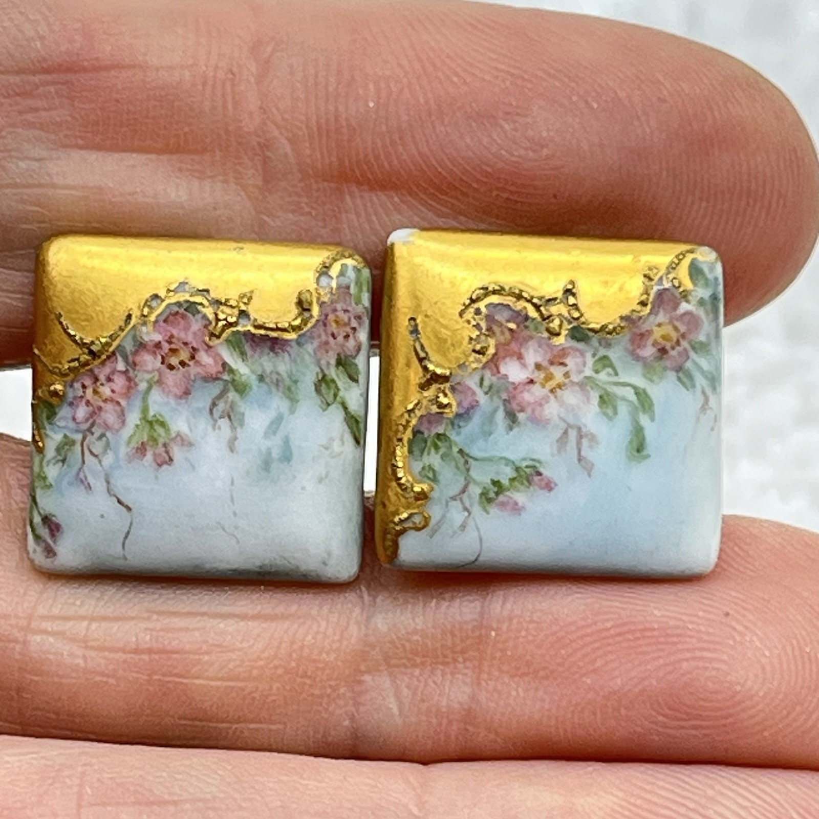 Vintage Victorian Porcelain Collar Studs Set of 2 Hand Painted Floral Gold Gilt