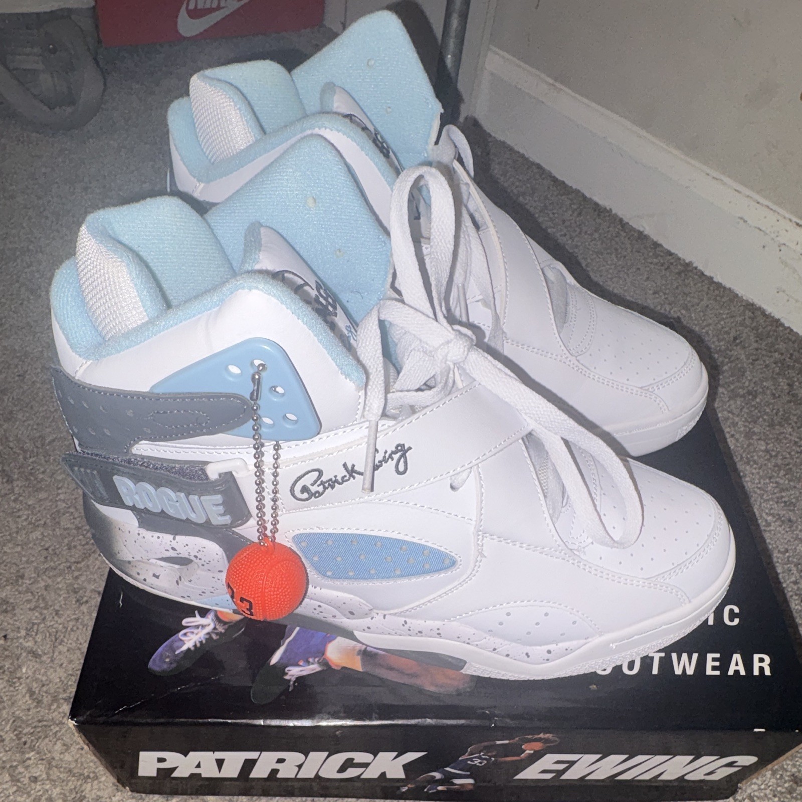 Patrick Ewing Athletics Rogue "Boogie" Blanco/Sombra/Azul Sueño Para Hombre Talla 10.5