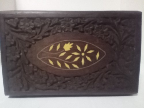 Vintage handgeschnitzte Holz Schmuckschatulle handgefertigt in Indien 8"x5"