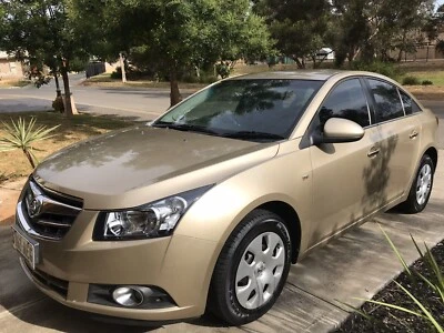 Holden Cruze Sedan Petrol 2009 Gold Cars Vans Utes