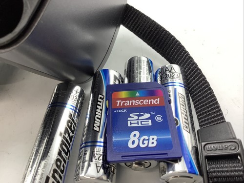 Canon PowerShot S5 IS 8.0MP Digital Camera W/ 8GB SD Card Tested - Picture 15 of 15