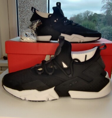 air huarache drift black white