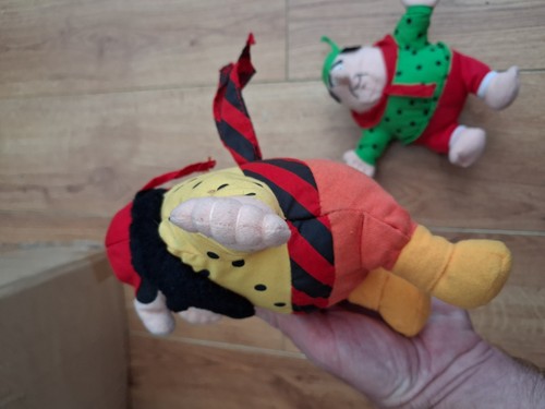 Vintage Captain Pugwash x 2 soft beanie toys 1999 Vivid Imaginations - Picture 16 of 16