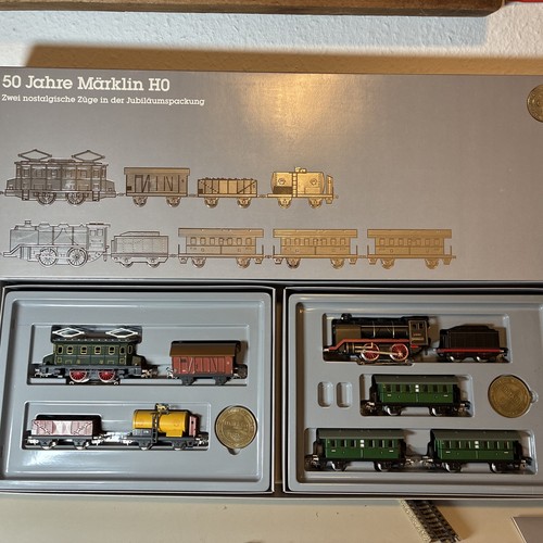 Märklin H0 0050 – Zwei nostalgische Züge / Jubiläumsset – originalverpackt unbes | Condition: Neu