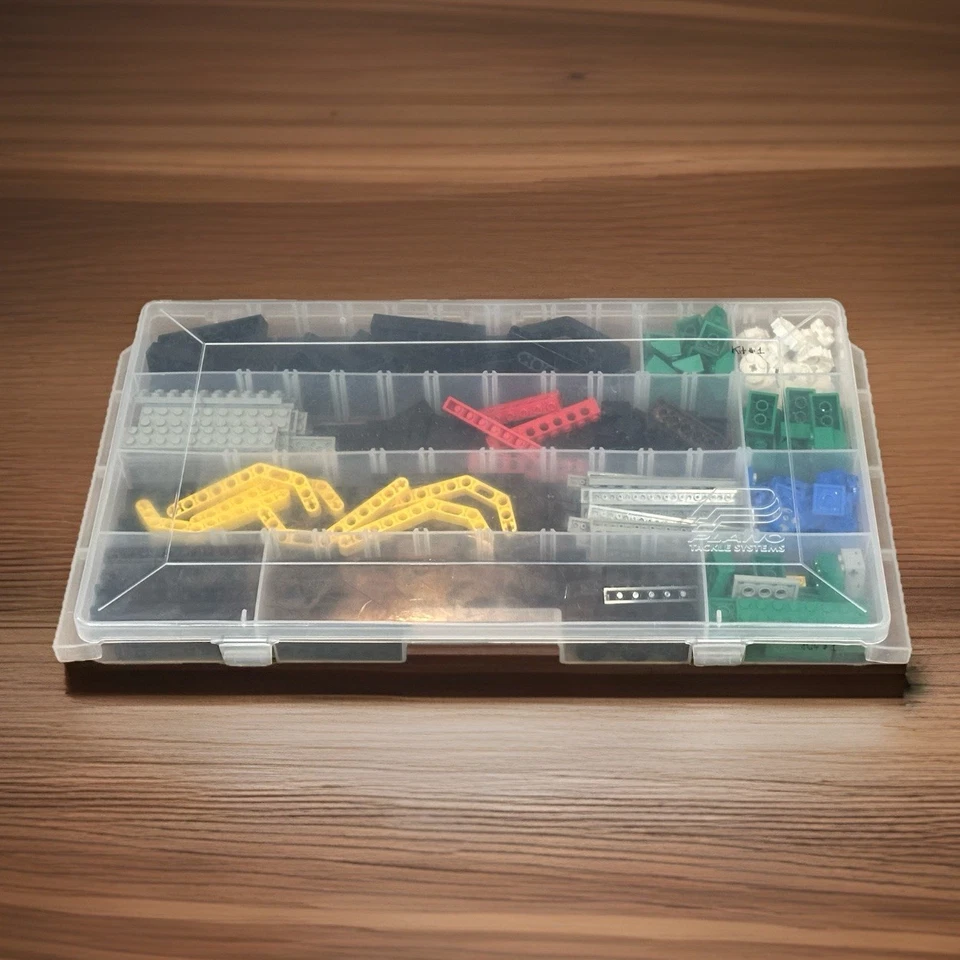 Lot of Assorted 100+ LEGO Dacta Technic Parts Mix of Bricks, Liftarms w/Tray - Image 2 of 4