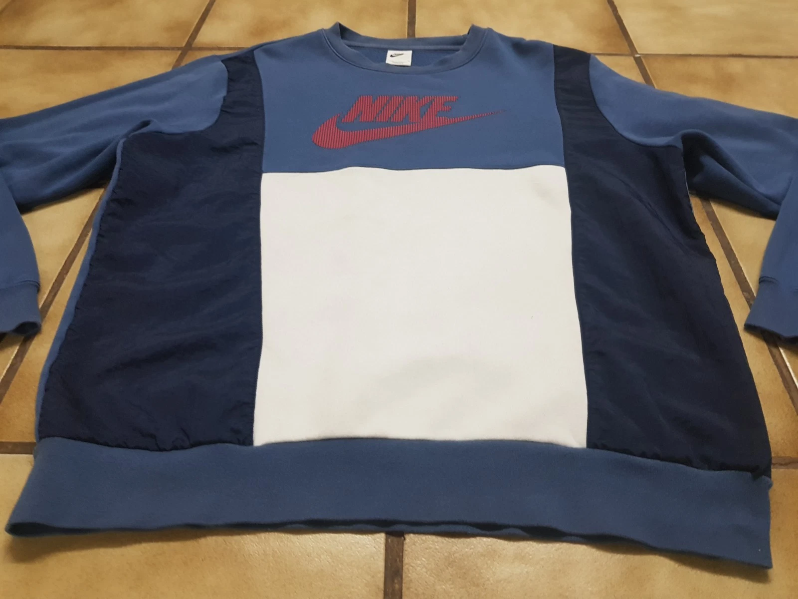 SACAI Maglione Nike vintage anni 90 taglia L sport felpa felpa felpa con cappuccio blu bianco uomo