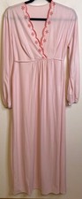 Vintage JCPENNEY Nylon Pink Embroidered Long Sleeve Nightgown Vneck Women MEDIUM