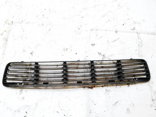 6k5853677 Stoßstangengrill vorne Mitte  Volkswagen Caddy DE957629-03