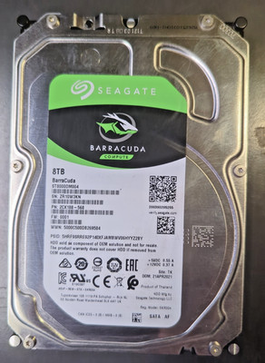 ST8000DM004-2CX188 - Seagate Barracuda - 8TB - SATA - Hard Drive