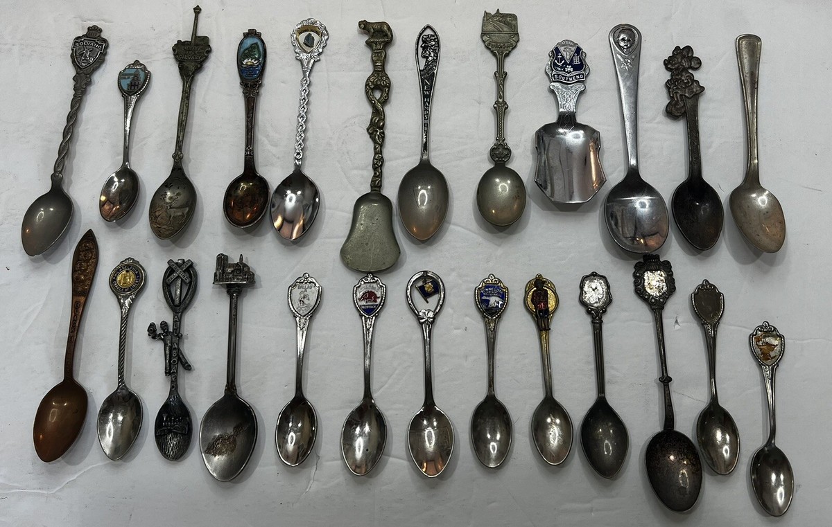Vintage Souvenir Spoon Collection 24 Assorted Spoons | eBay