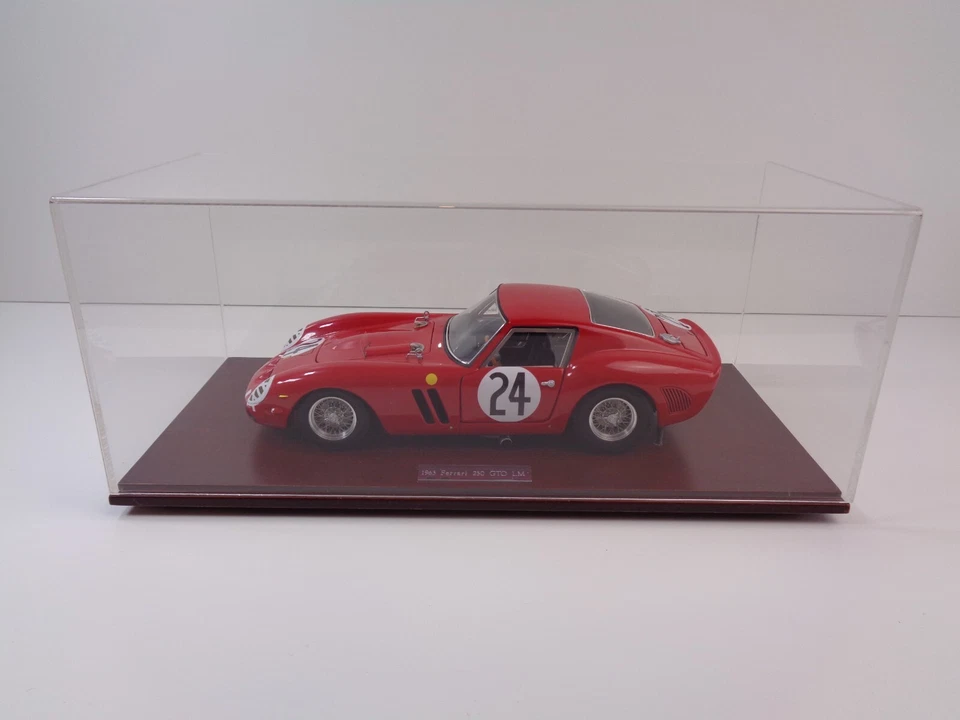 Ferrari 250 GTO LM Hot Wheels Elite escala 1/18 diecast 1963 con vitrina Foto 2 de 4