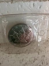 1990 Canada $5 Maple Leaf 1oz .999 Fine Silver Coin Sealed in RCM