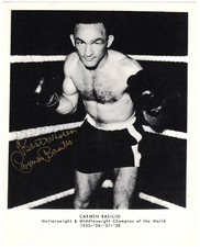 Carmen Basilio Signed 8 x 10 Photo / Autographed Boxing