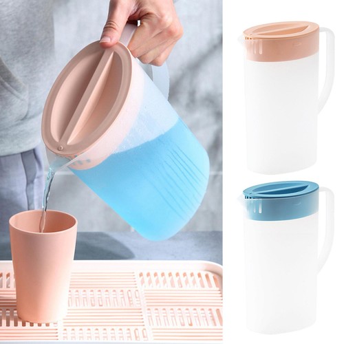 Plastic Water Pitcher with Spouting Lid Juice Ice Tea Cold Kettle Jugs 2.5 Liter