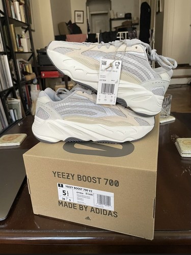 Adidas Yeezy Boost 700 V2 “Cream 