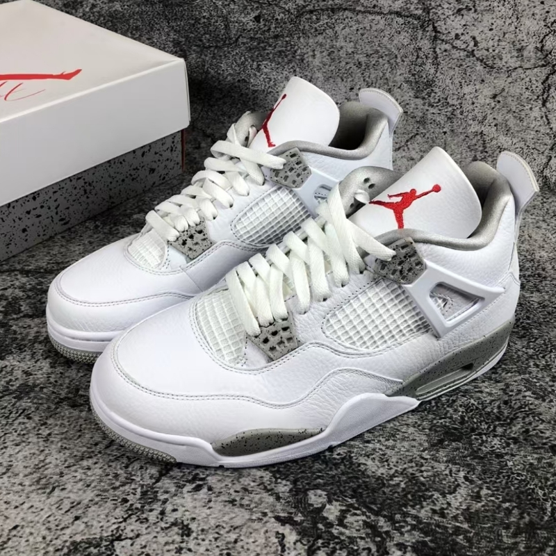 Nike Air Jordan 4 