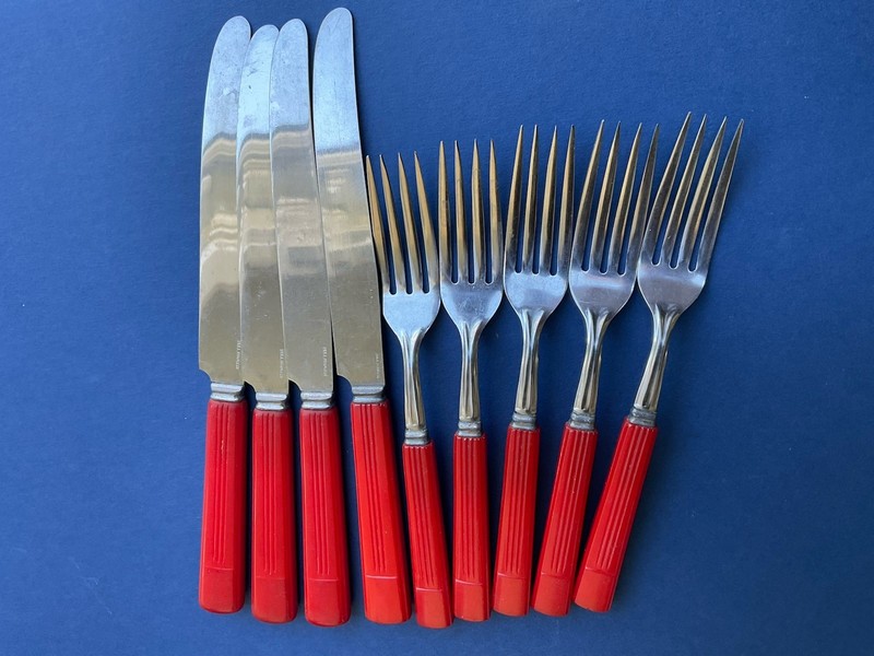 Vintage Lot Red Bakelite Flatware Utensils Knives Forks Ribbed Handles