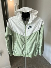 Nike Sportswear Windbreaker Hooded Repel Jacket Youth Size XL