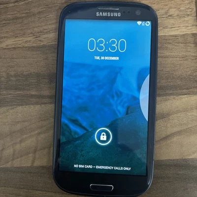 Samsung Galaxy S III S3 16GB Marble White Unlocked Average Condition Grade C 141