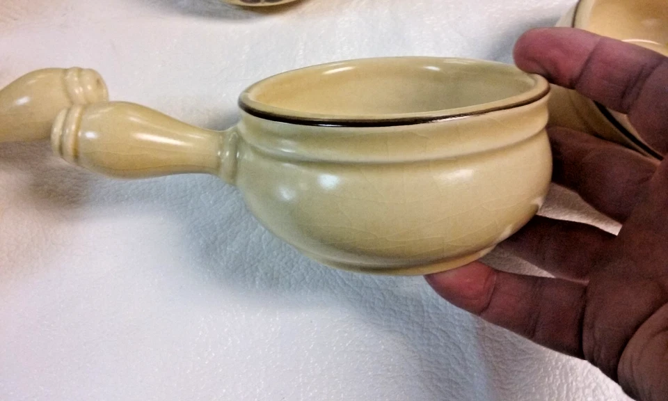 6 gres vintage Pfaltzgraff Village #295 10 oz. Cuencos de sopa de cebolla con mango Foto 4 de 4