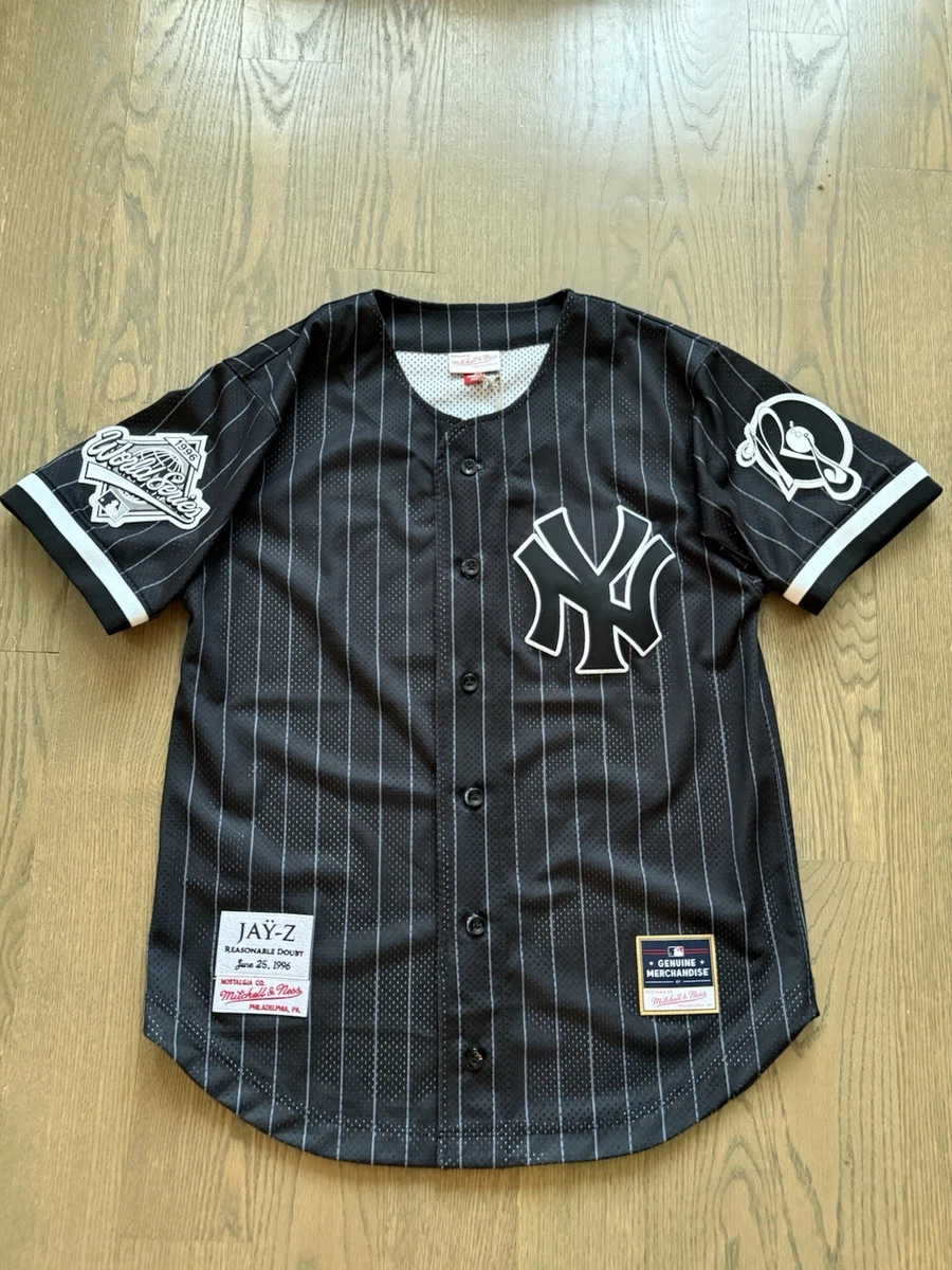 Mitchell & Ness Size M New York Yankees MLB Fan Apparel