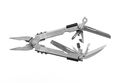 MULTI-PLIER 600 - STAINLESS, CARBIDE CUTTERS, NEEDLENOSE, SHEATH
