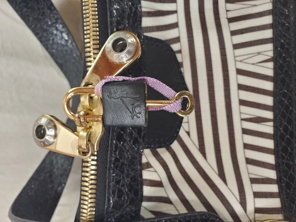 Henri Bendel West 57th Stripe Brown White Weekender Duffel Tote Bag Good Cond - Image 2 of 4